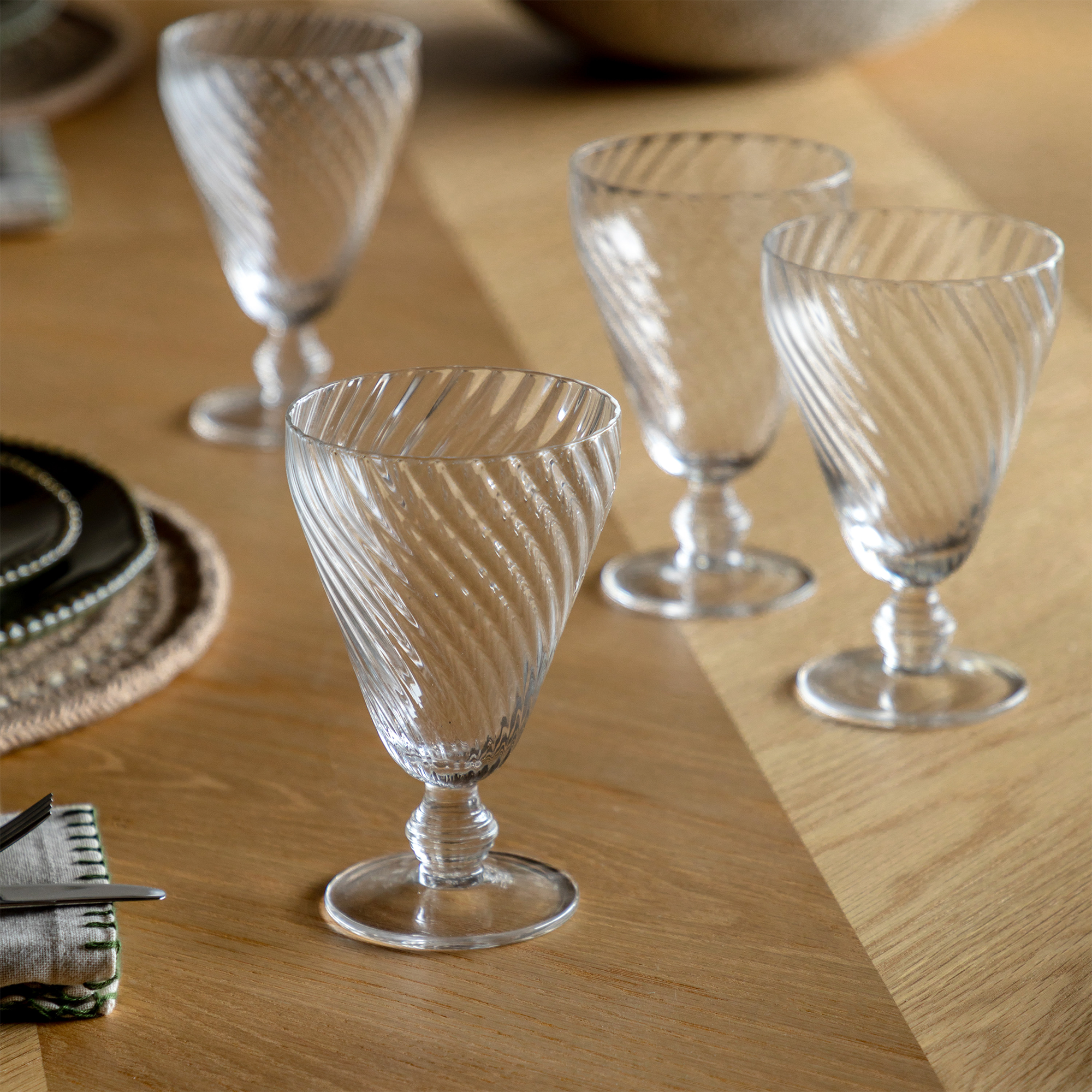 Swirl - Wine Glasses, Set of 4