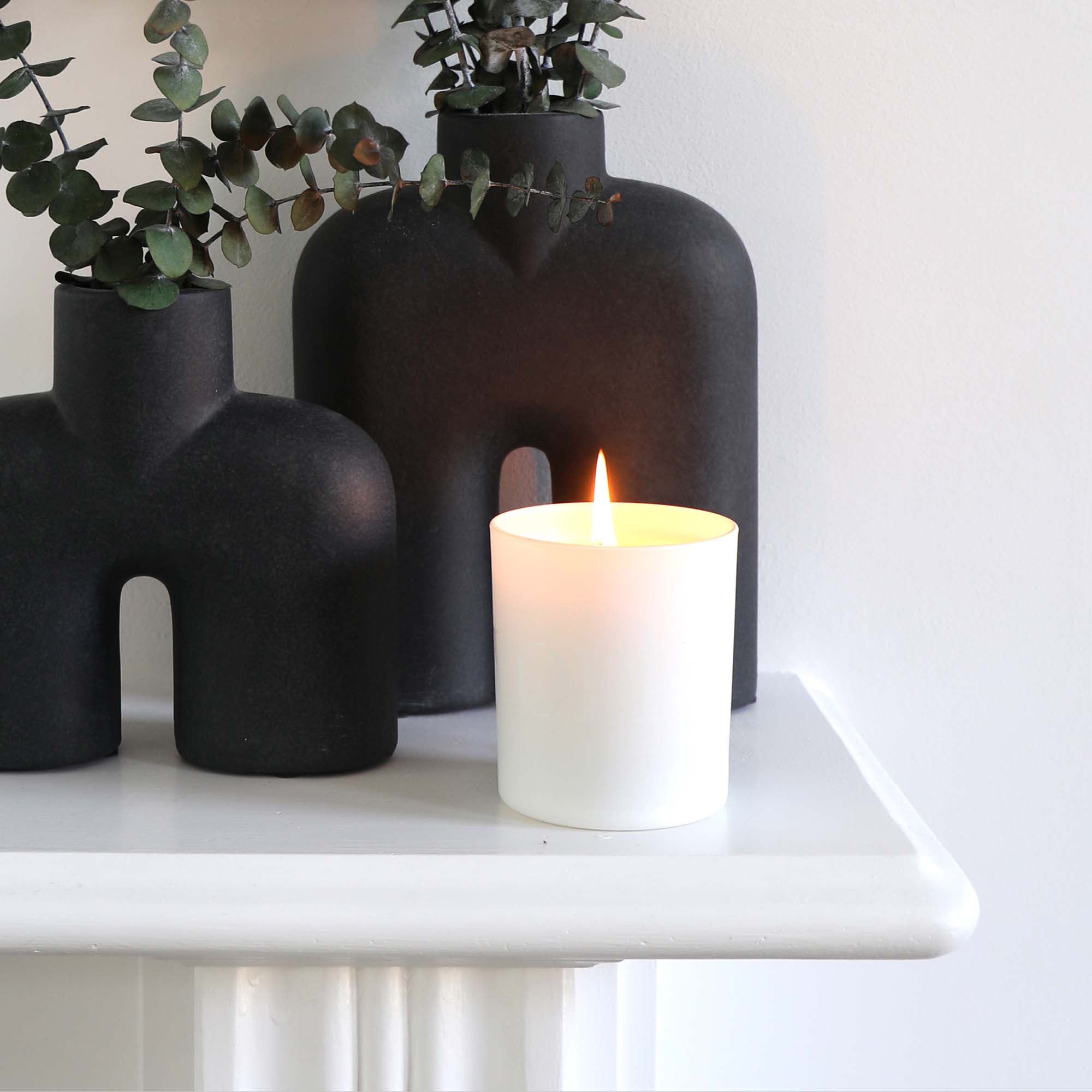 This Works - Petitgrain & Jasmine Scented Candle 220g