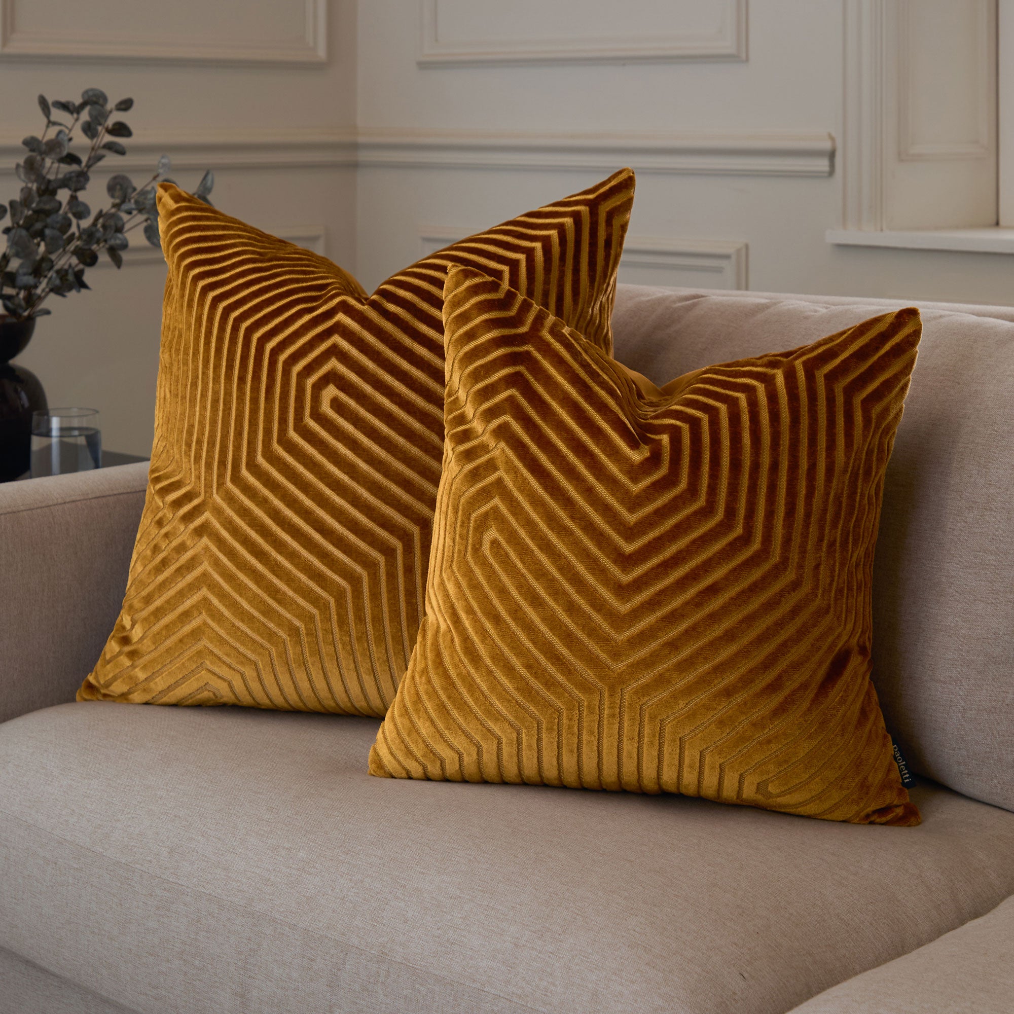 Evoke Velvet - Gold Cushion 45x45cm
