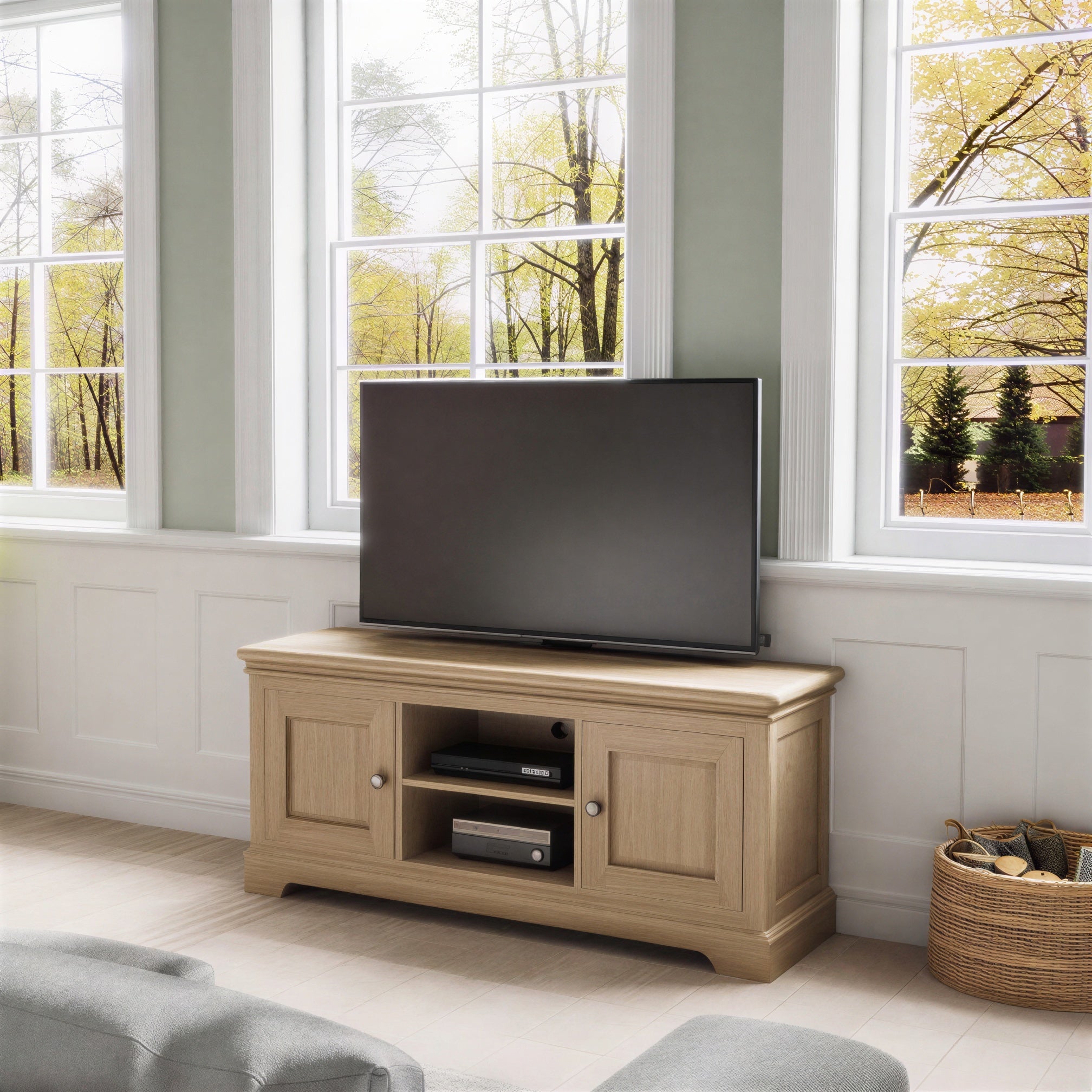 Sidmouth Oak - TV Unit