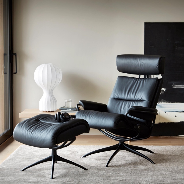 Chair & Stool With Star Base In Paloma Leather - Stressless Tokyo