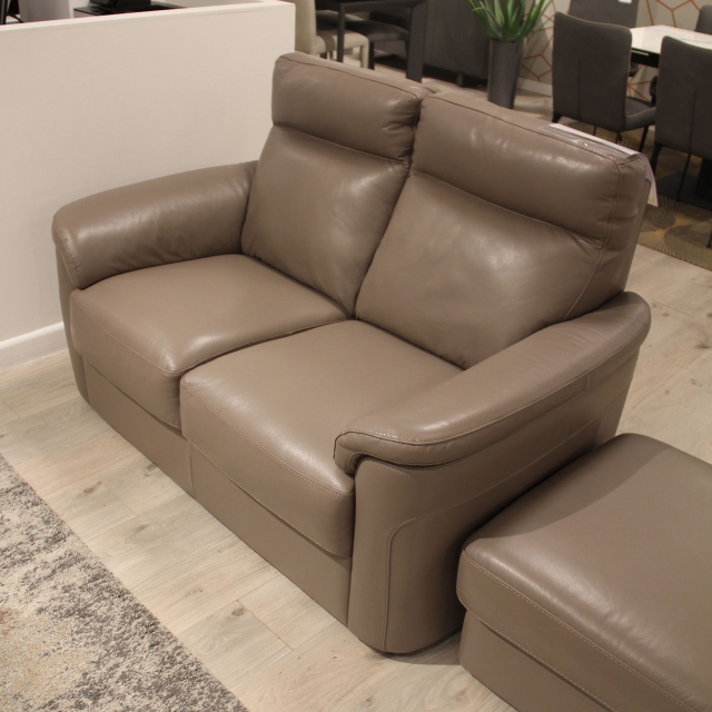 2 Seat Sofa In Leather - Item as Pictured - Preludio