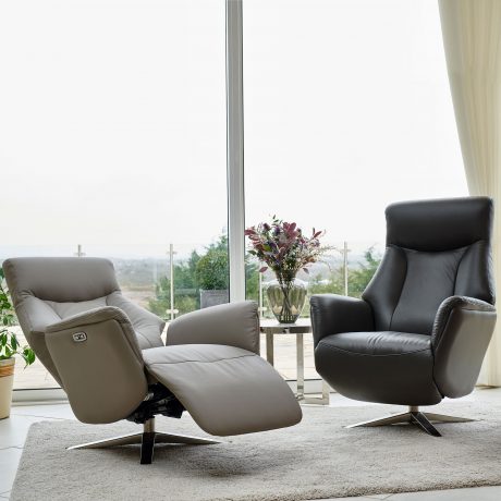 Diplomat Power Recliner Swivel Chair In Leather