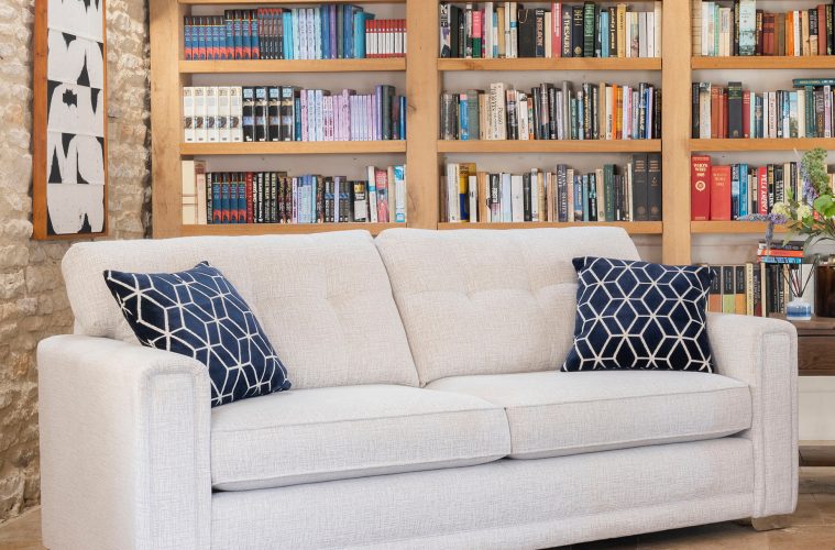 Brighten up your space: Decorative accessories for living room