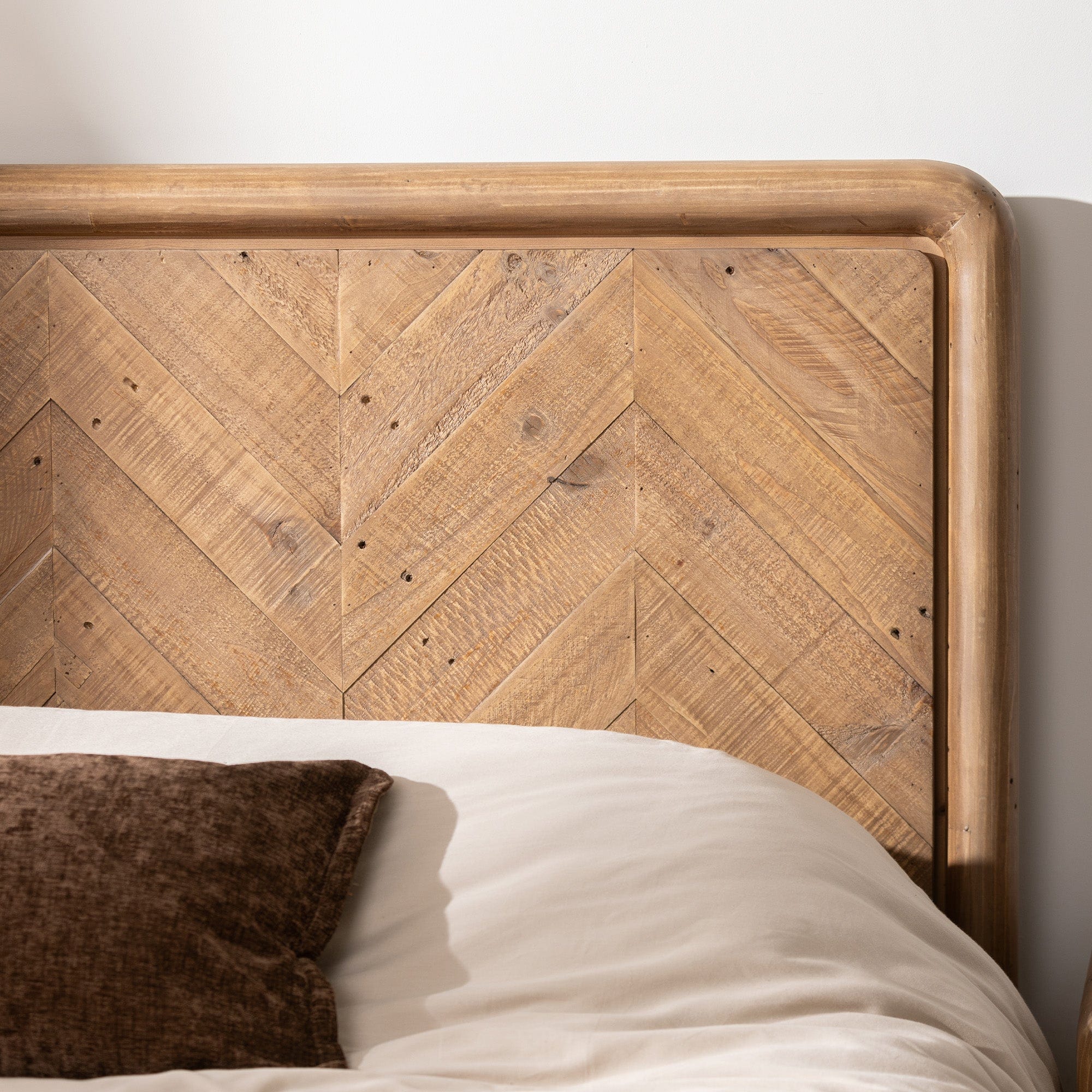 Brookhaven - Bed Frame 150cm (King)