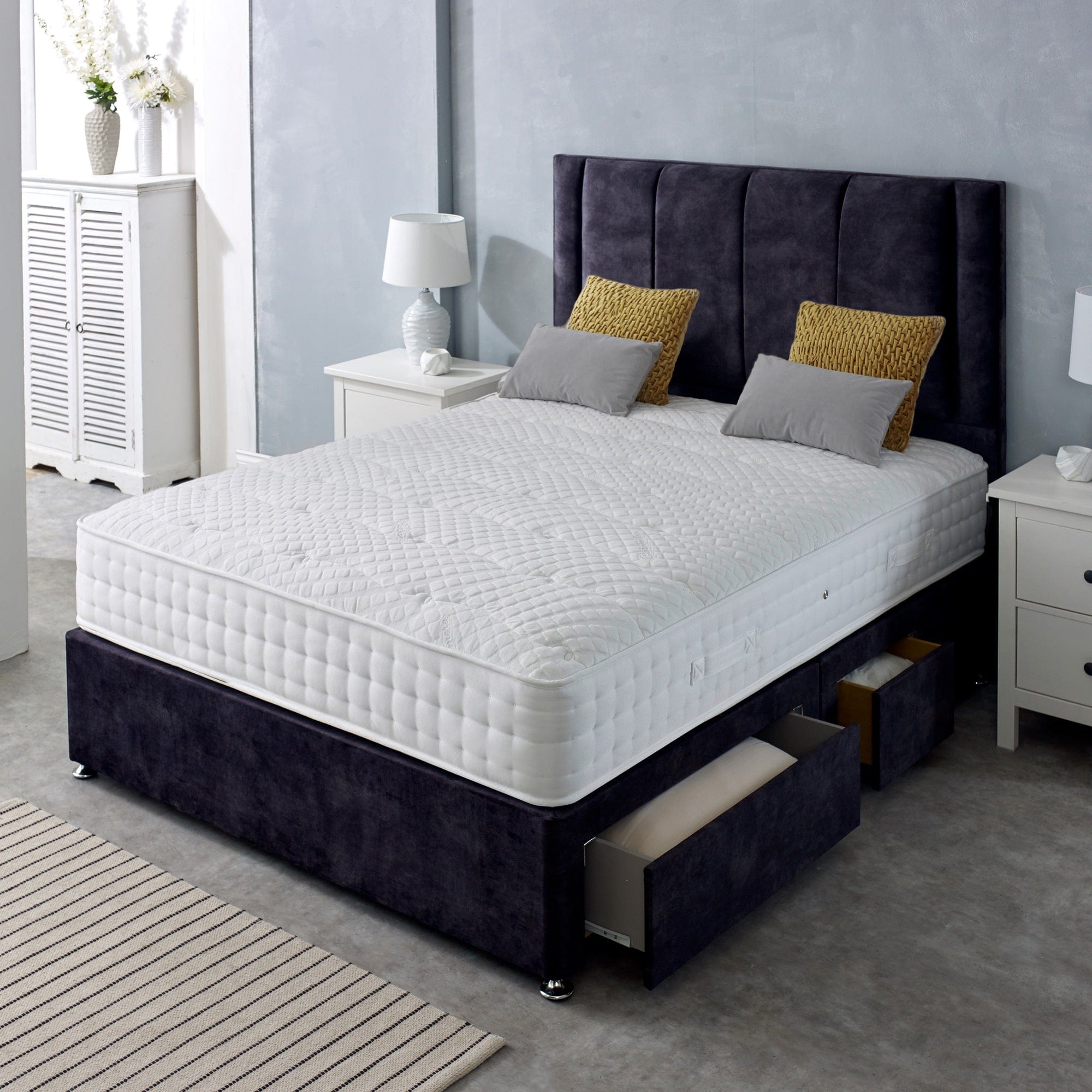 Fyfield 2000 - 135cm (Double) Non Drawer Divan Set