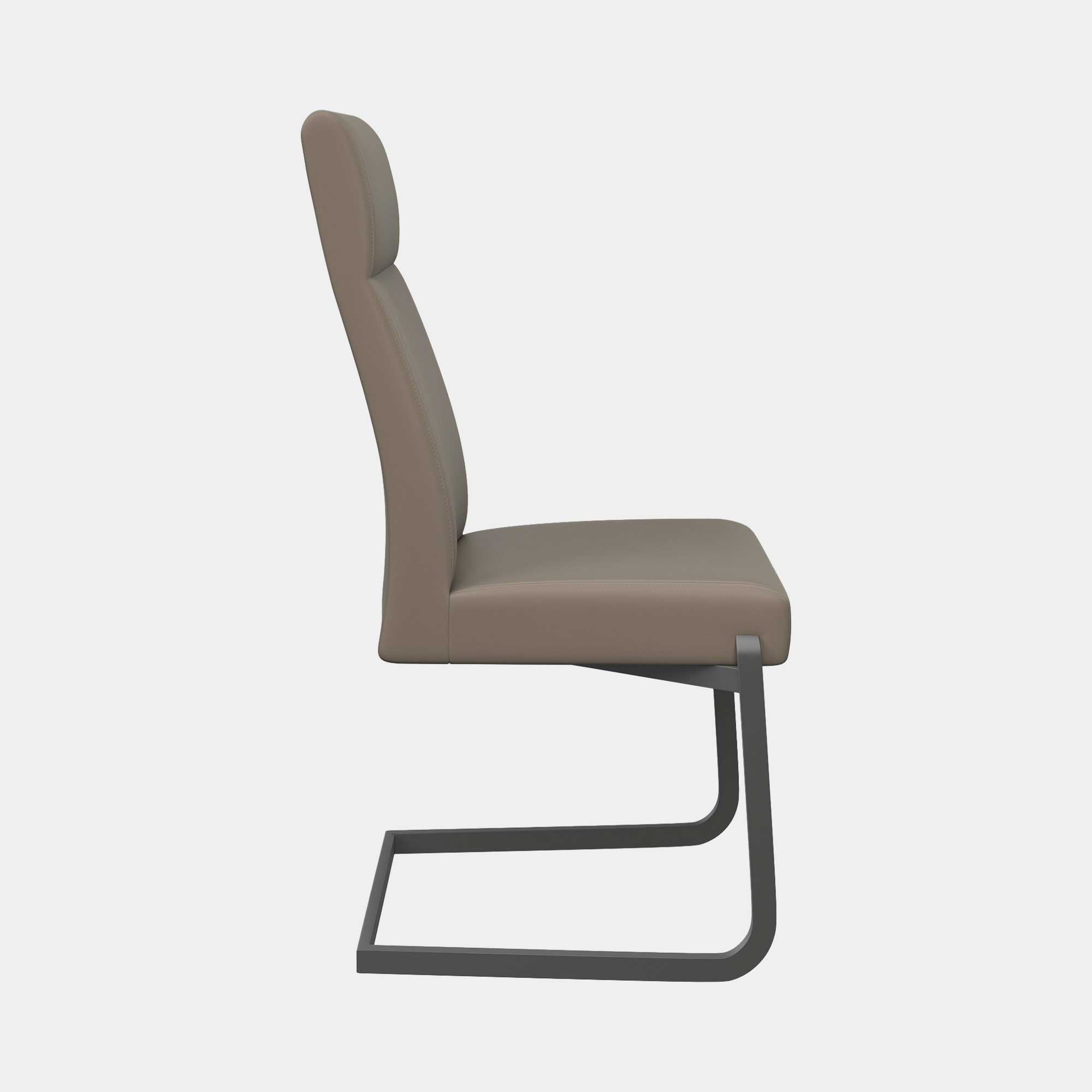 Manta - Dining Chair In Taupe