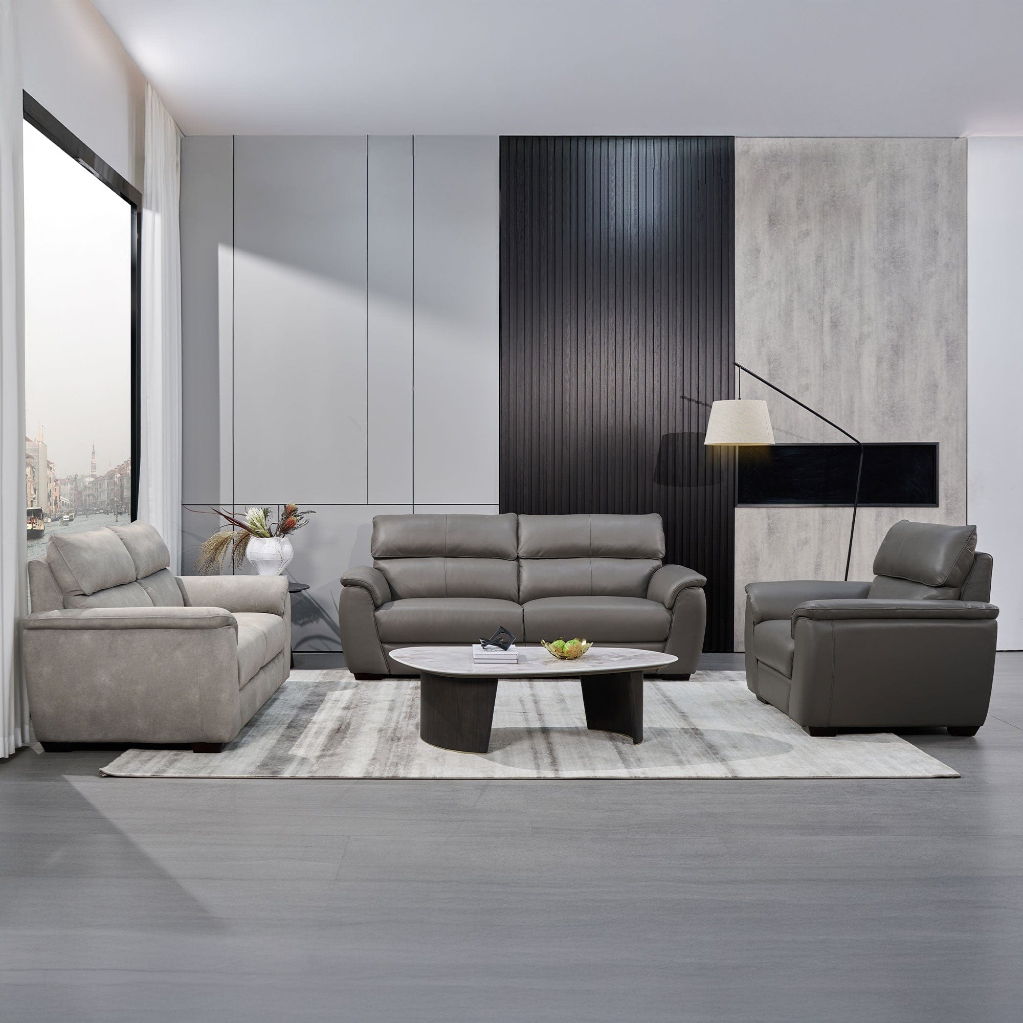 Criterion - 2.5 Seat Sofa In Leather