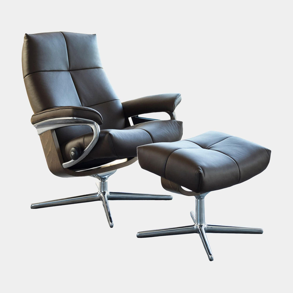 Small Chair With Footstool With Cross Base In Leather Batick