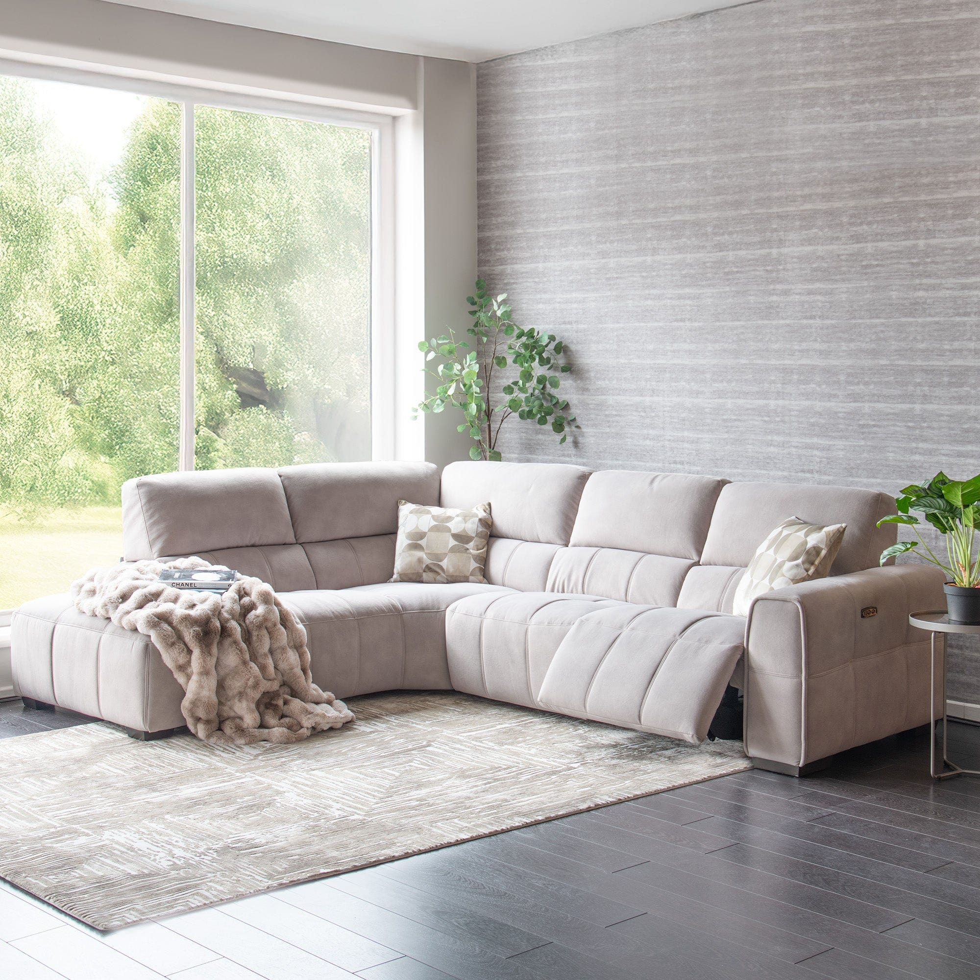 Michigan - LHF Terminal Power Recliner Corner Group In Fabric