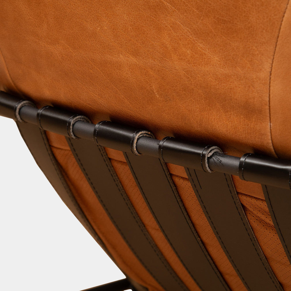 Pimlico - Accent Chair In Leather Cat 16 E/E