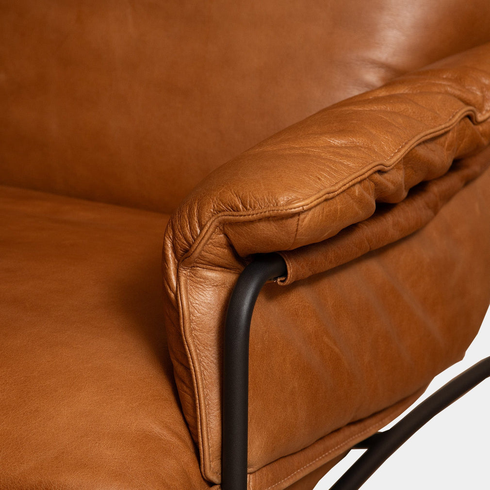 Pimlico - Accent Chair In Leather Cat 16 E/E