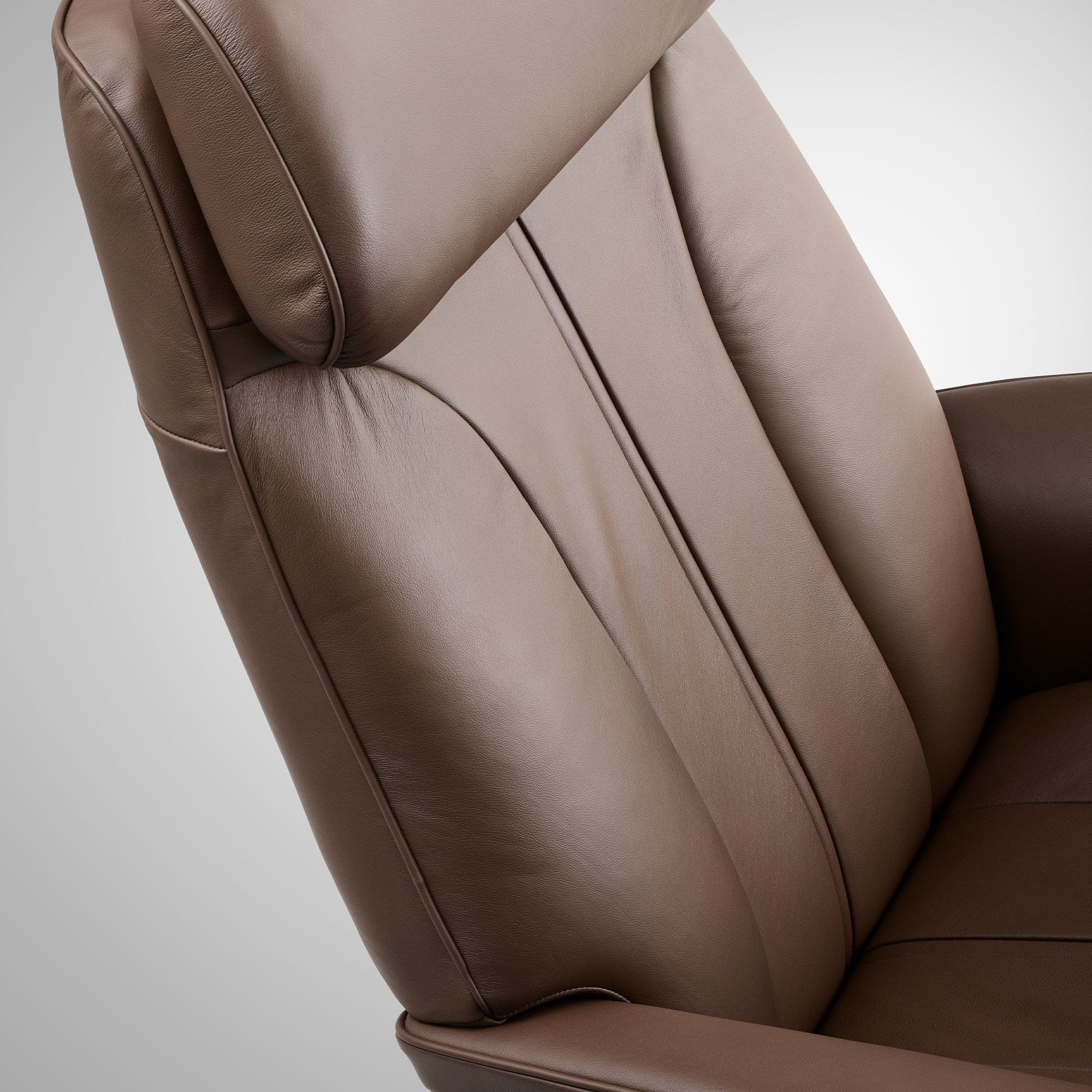 Stressless Paul - Chair & Stool With Signature Base, Leather