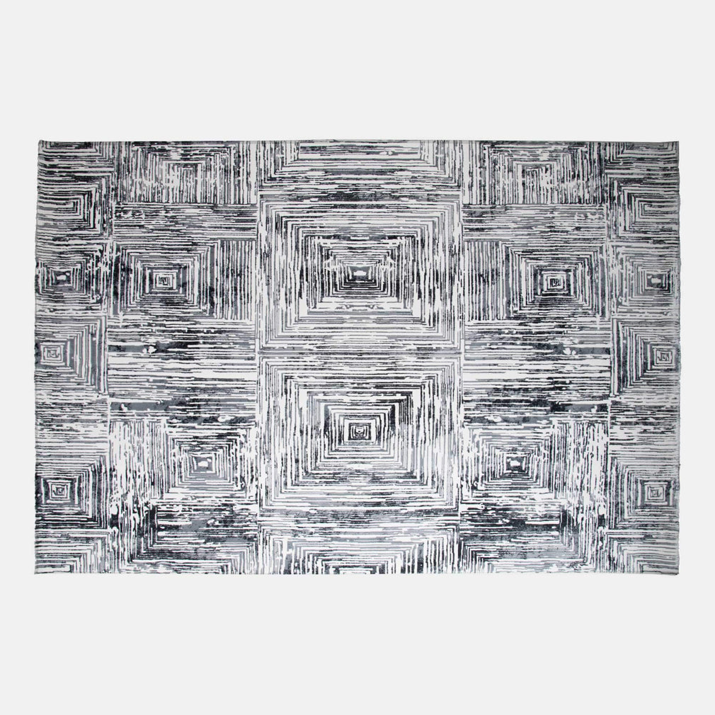 Kuza Portrait - Patterned Rug Grey