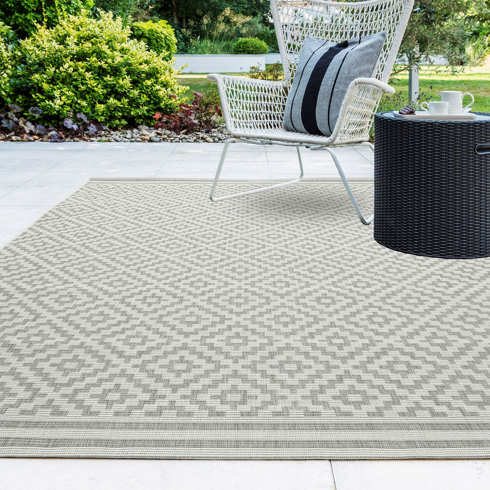 Diamond - Patio Rug