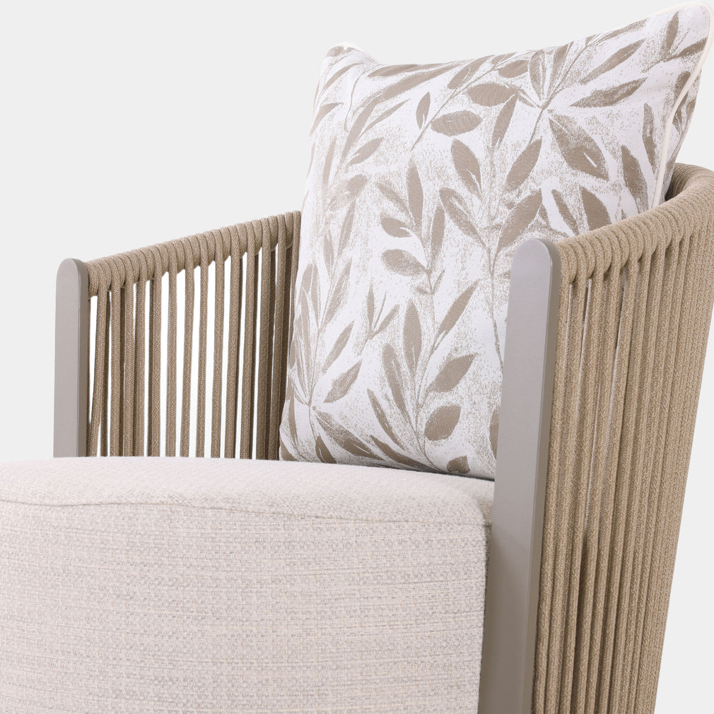 Mauritius - Pair Of Garden Swivel Chairs With Side Table