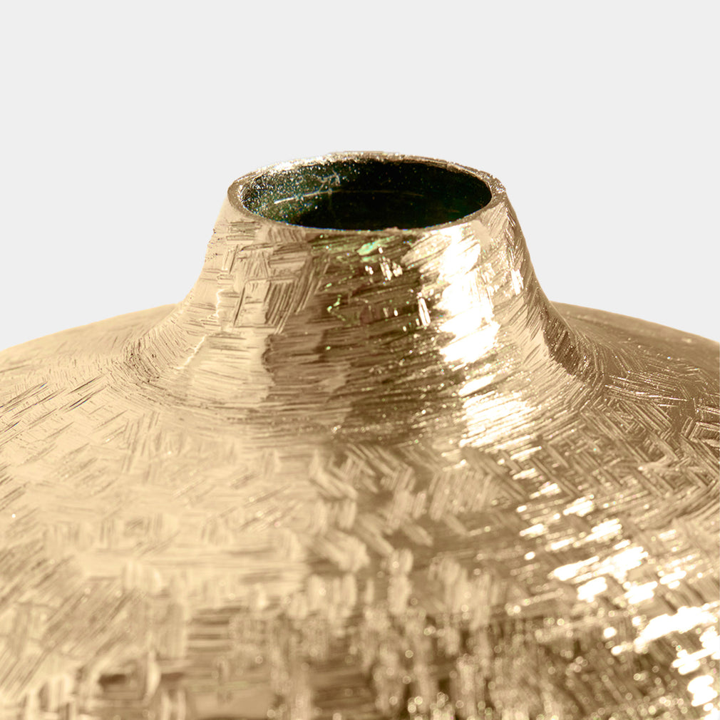 Cinder - Hammered Vase, Gold