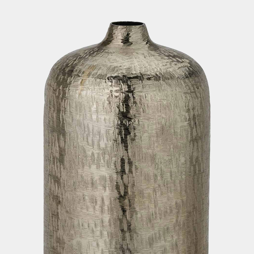 Cinder - Hammered Vase, Gold
