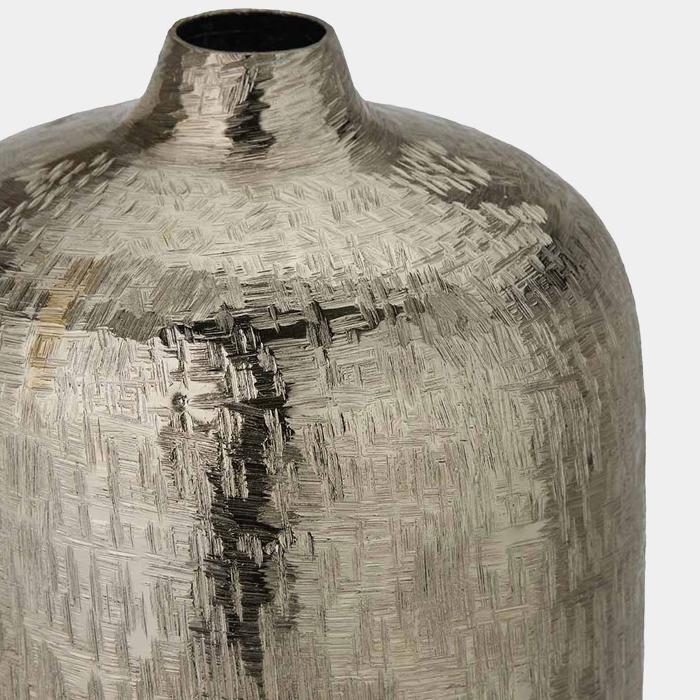 Cinder - Hammered Vase, Gold