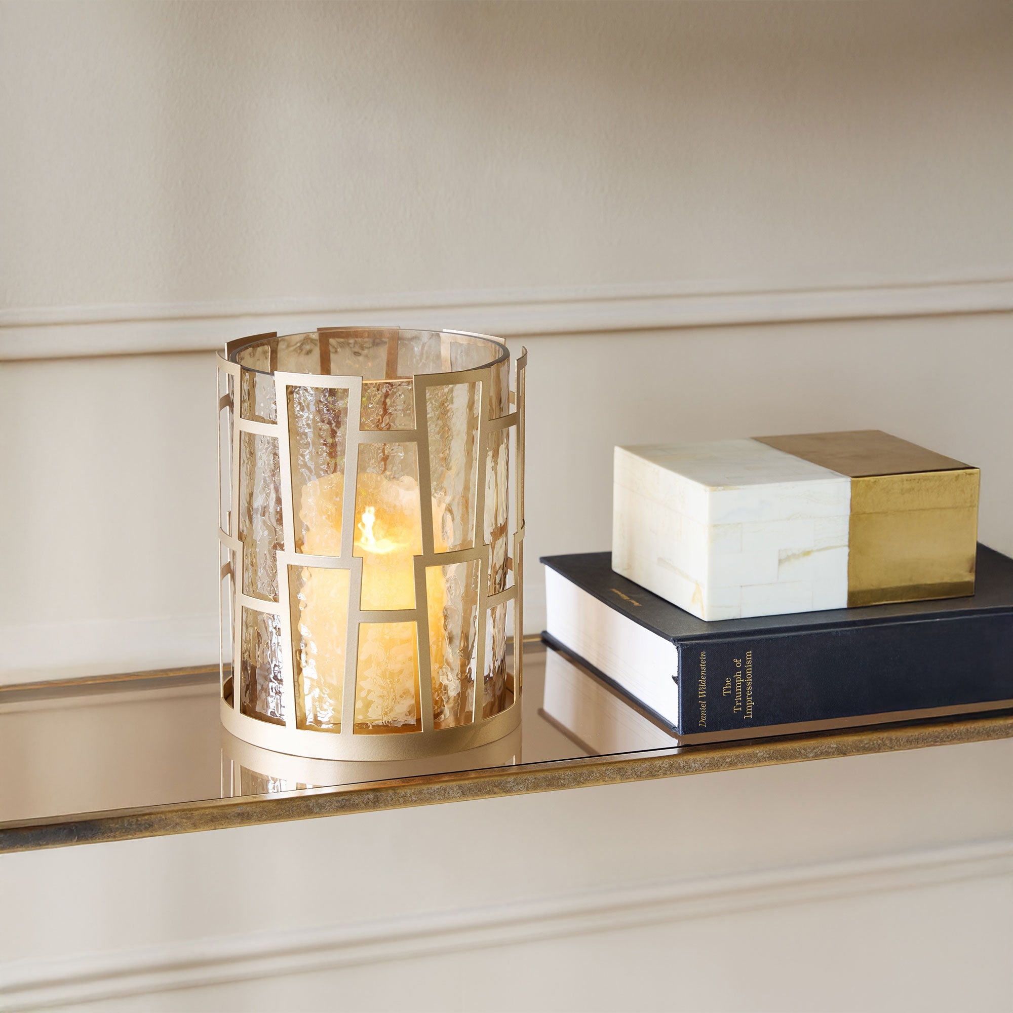 Laurent - Hurricane Candle Holder
