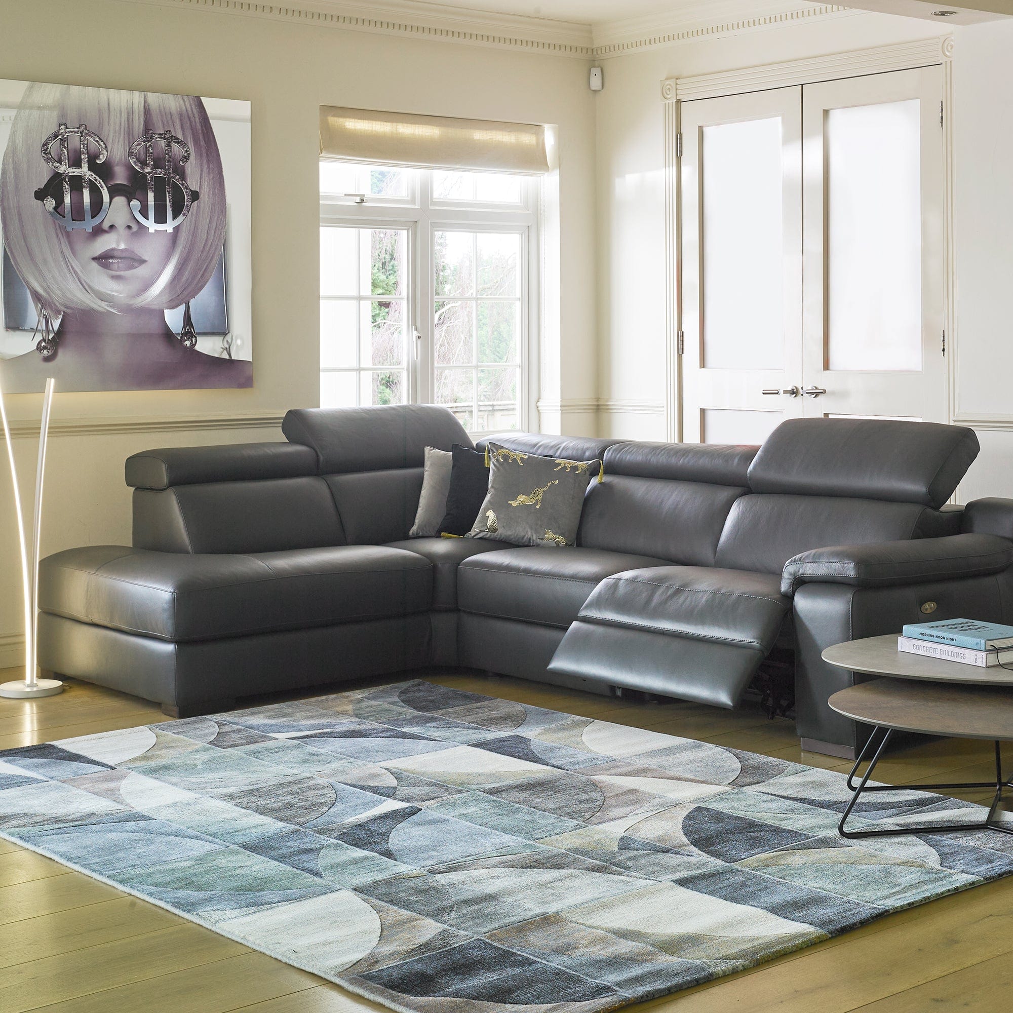 3 Seat Sofa 2 Power Recliners In Leather Cat L15