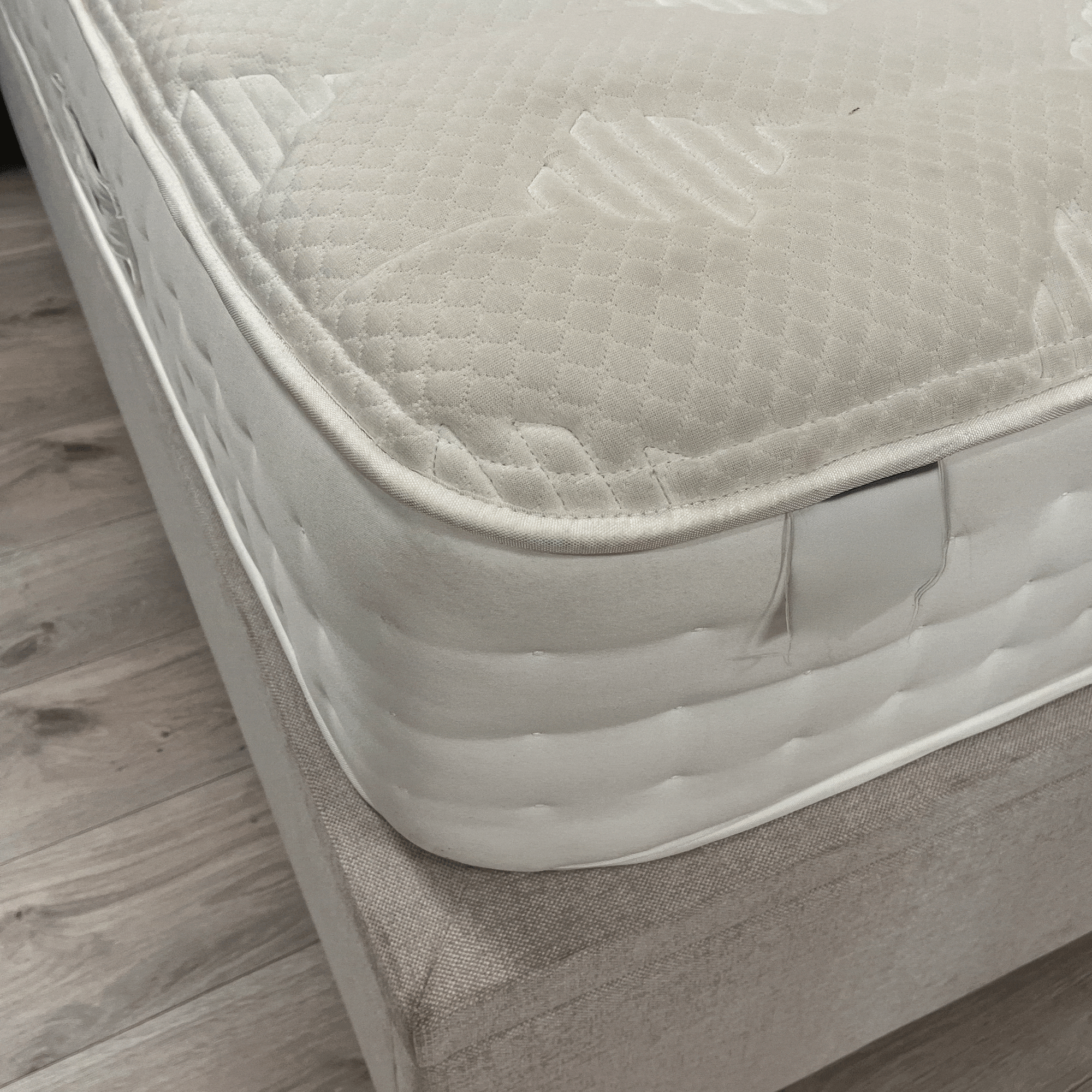 Champagne Geltex 150cm (King) Mattress