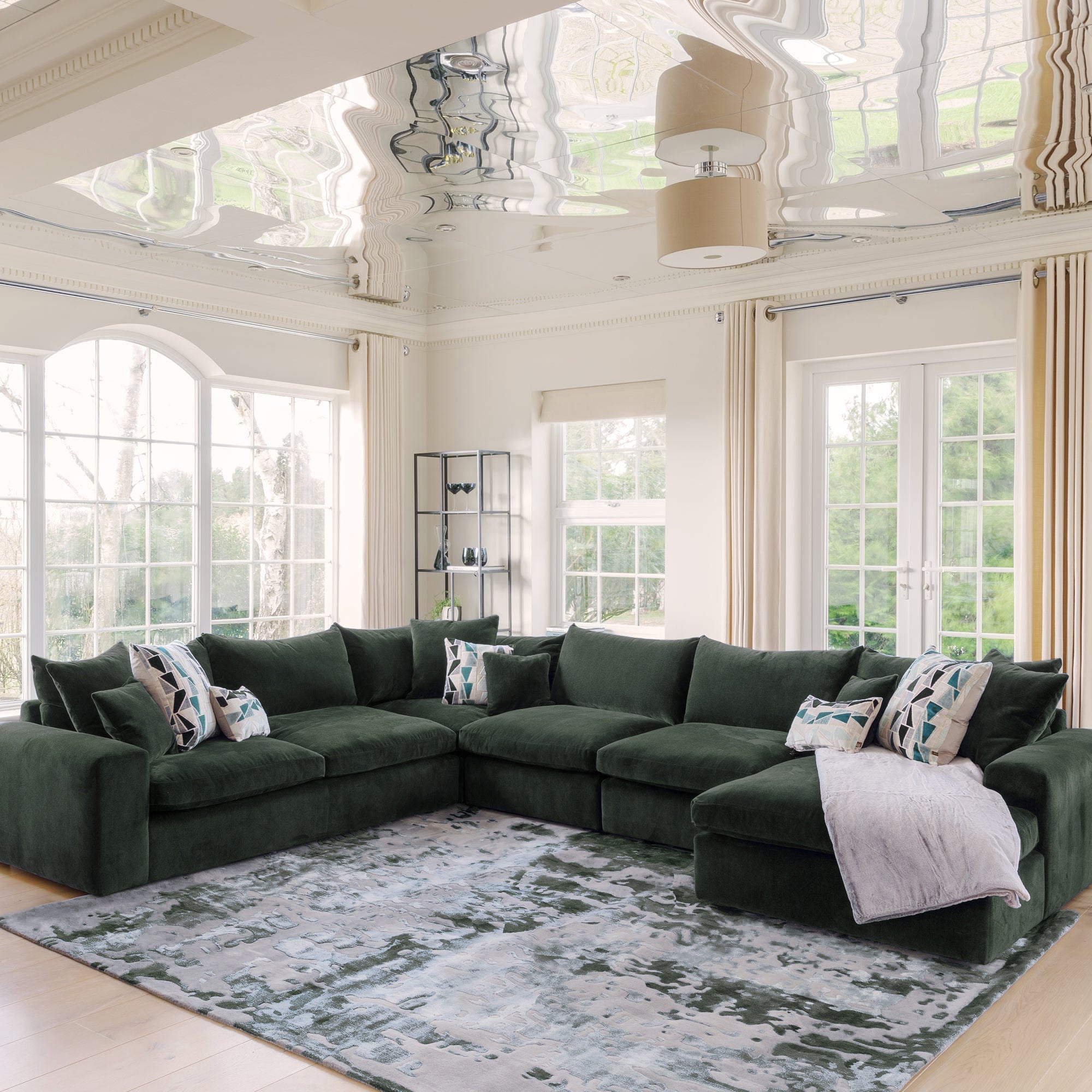 Sapphire - RHF Chaise Corner Sofa, Fabric