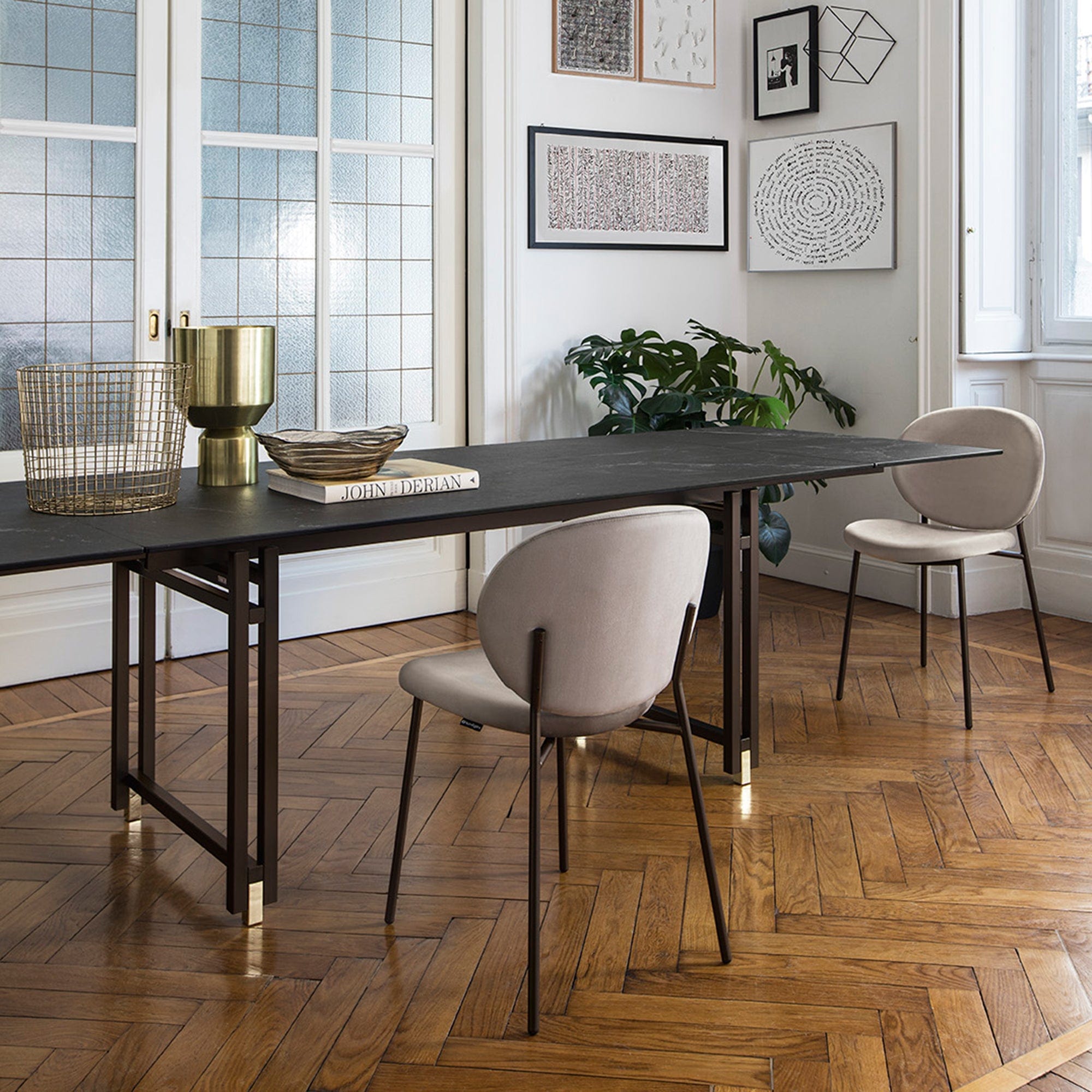 Calligaris Ines -  CS/2004 Velvet Dining Chair