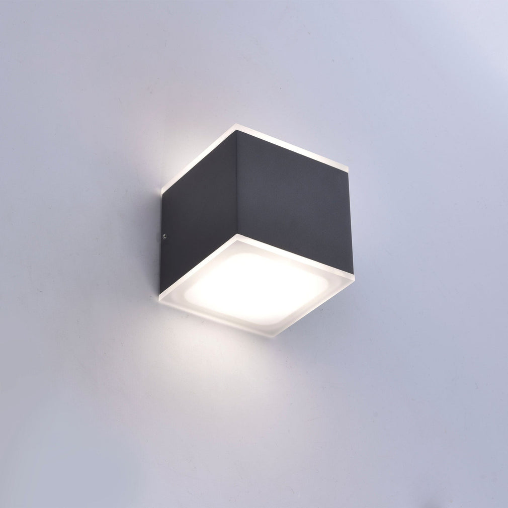 Smart Emerson Q - LED Outdoor Wall Up Light