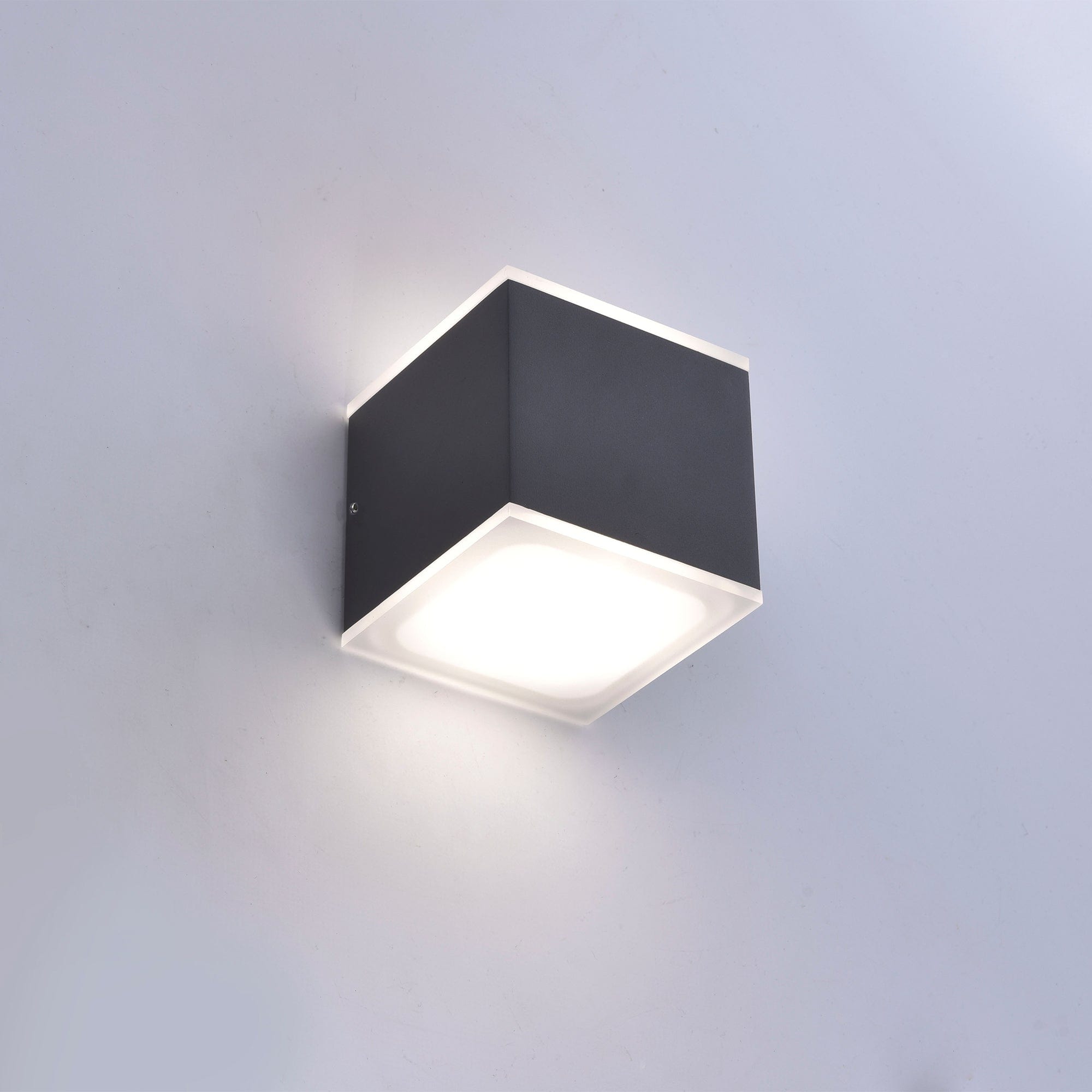Smart Emerson Q - LED Outdoor Wall Up Light