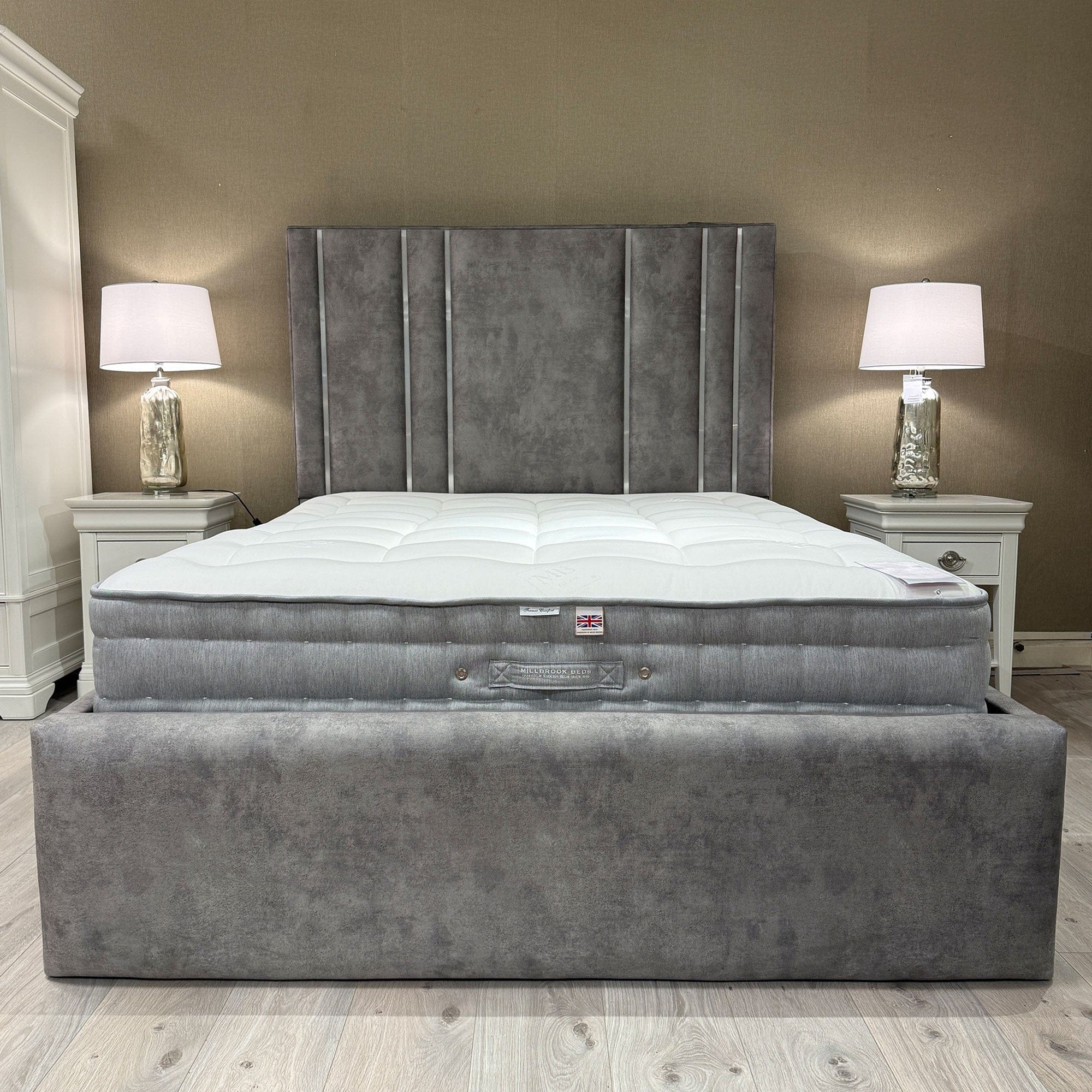 Juliette 150cm (King) Bed Frame Oakland Silver Brushed Silver Trim