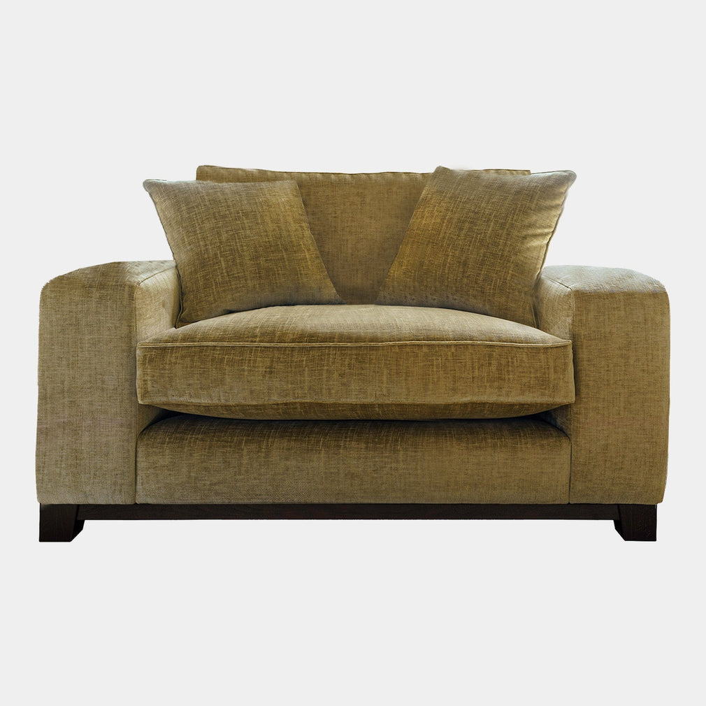 Wentworth - Loveseat In Fabric