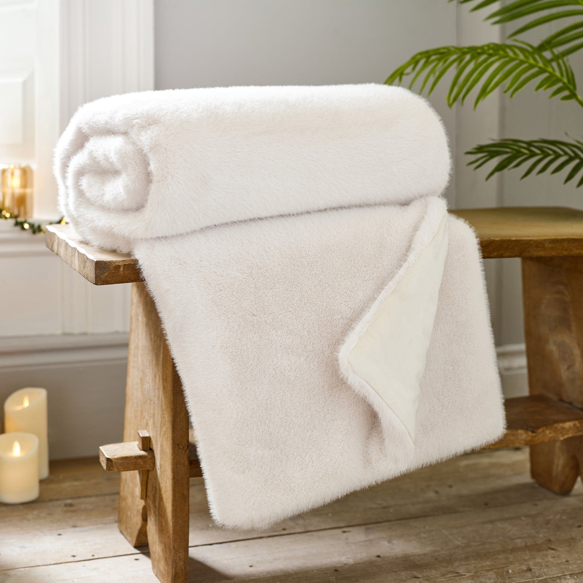 Ashford - Ivory Throw 130x180cm