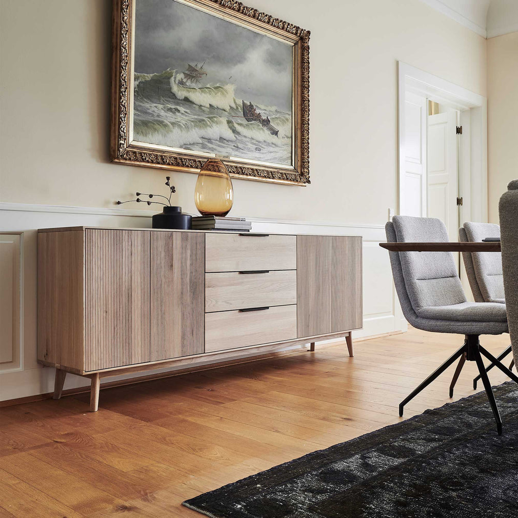Colorado - 2 Door/3 Drawer Sideboard In Wild Oak