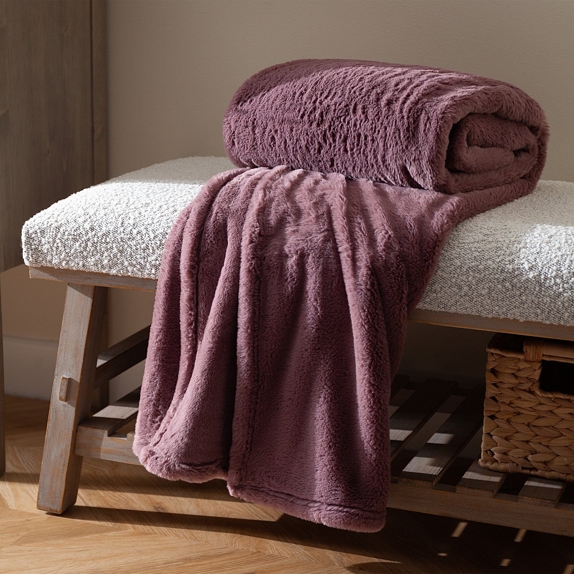 Banbury - Mulberry Faux Fur Throw 150x200cm