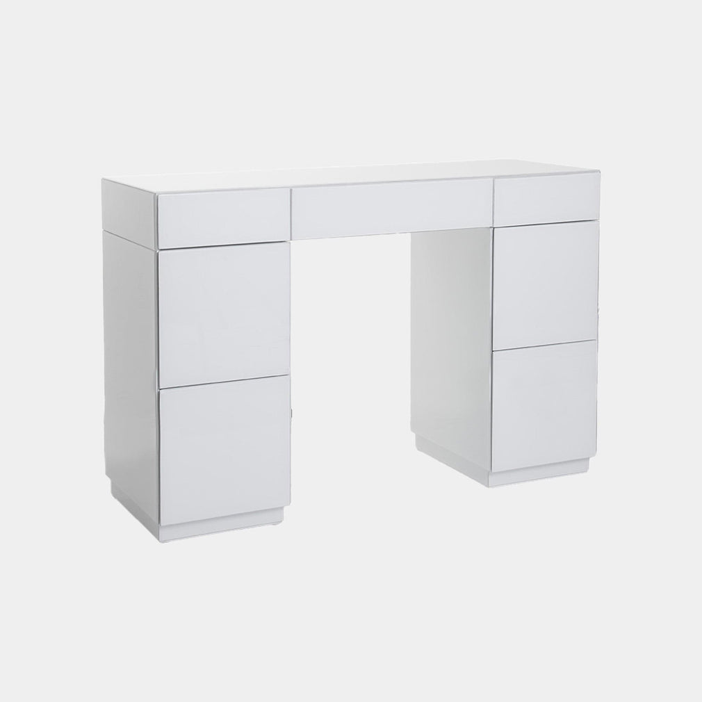 Cassandra - Dressing Table
