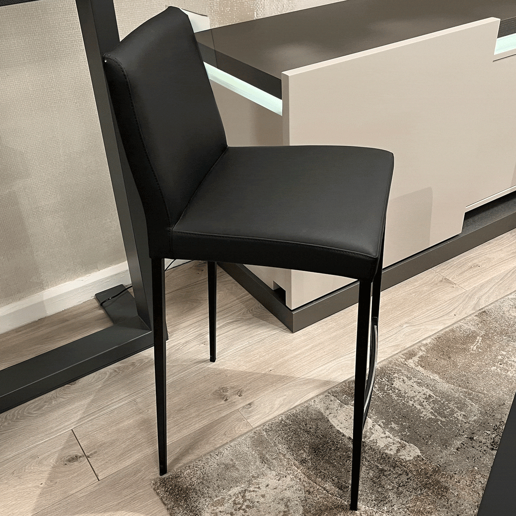 Caligaris Aida Stool In P15 Black /Cat D Skuba Black S93