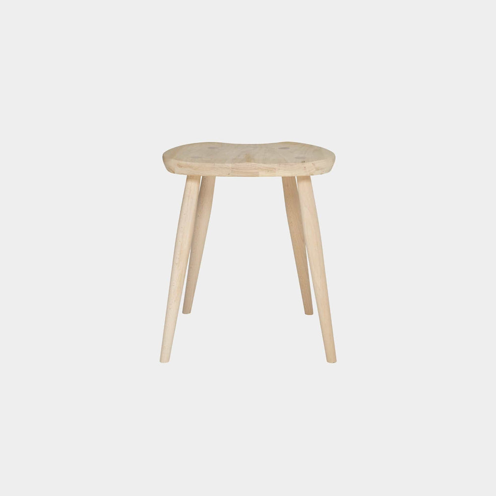 7425 Saddle Stool In G Fabric