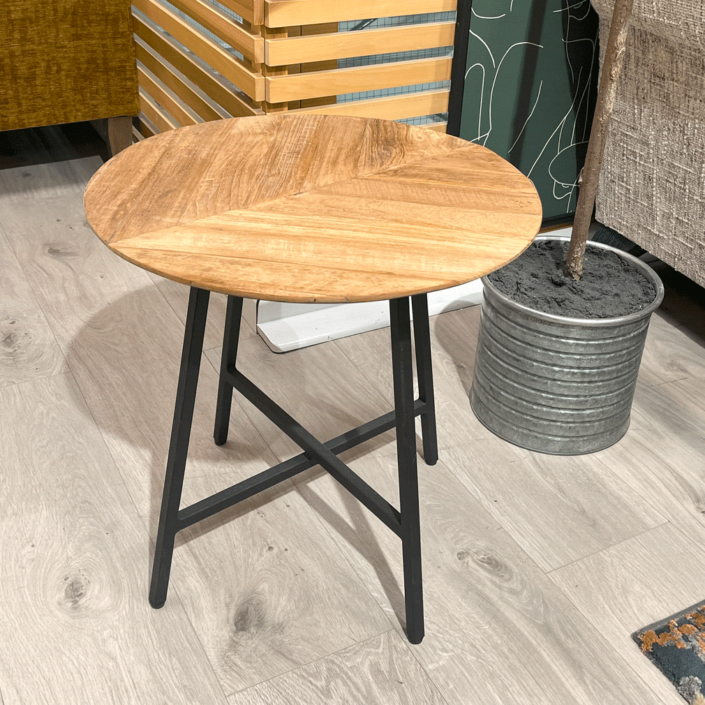 Barnsbury Lamp Table