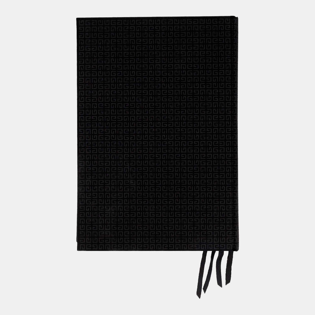 Givenchy - Catwalk Book