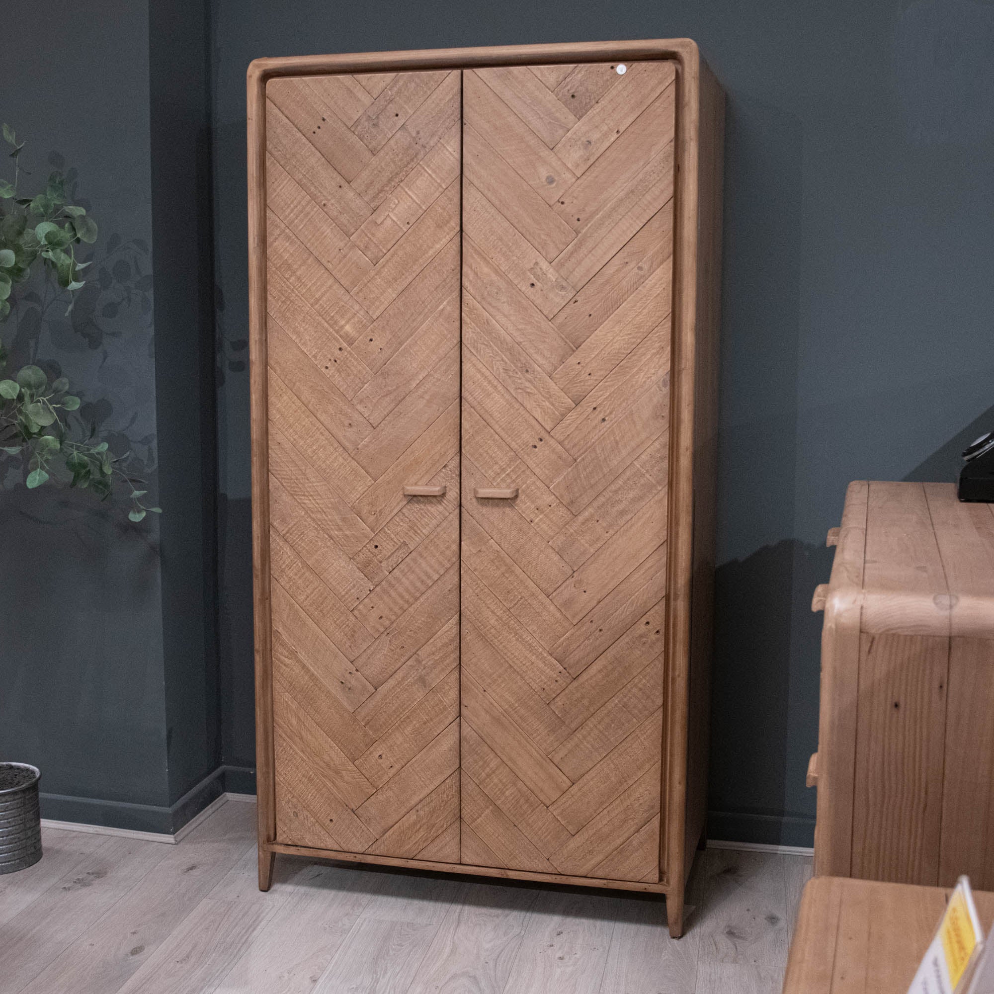 Brookhaven - Double Wardrobe - Item As Pictured