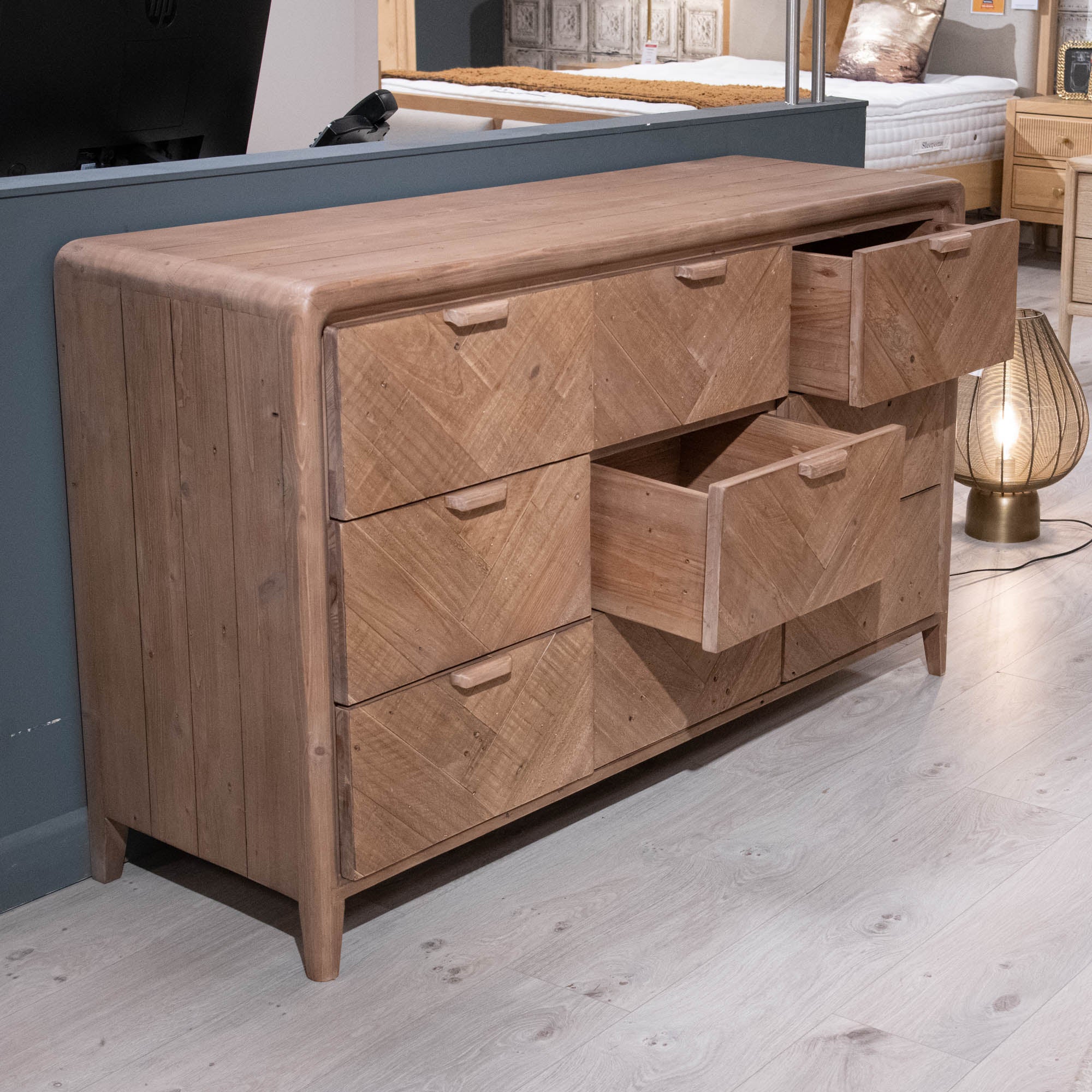 Brookhaven - 9 Drawer Chest - Item As Pictured