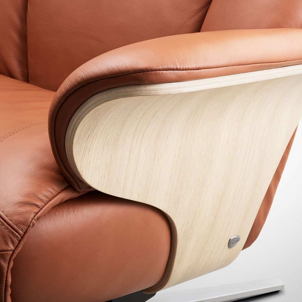 Stressless Adam - Chair & Stool With Cross Power Base In Leather