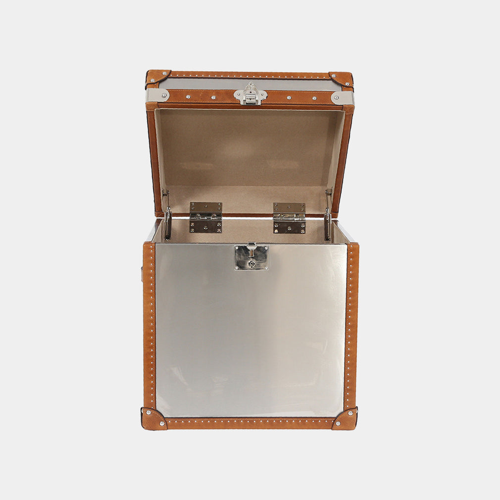 Small Stainless Steel Trunk With Leather Details And Glass Top