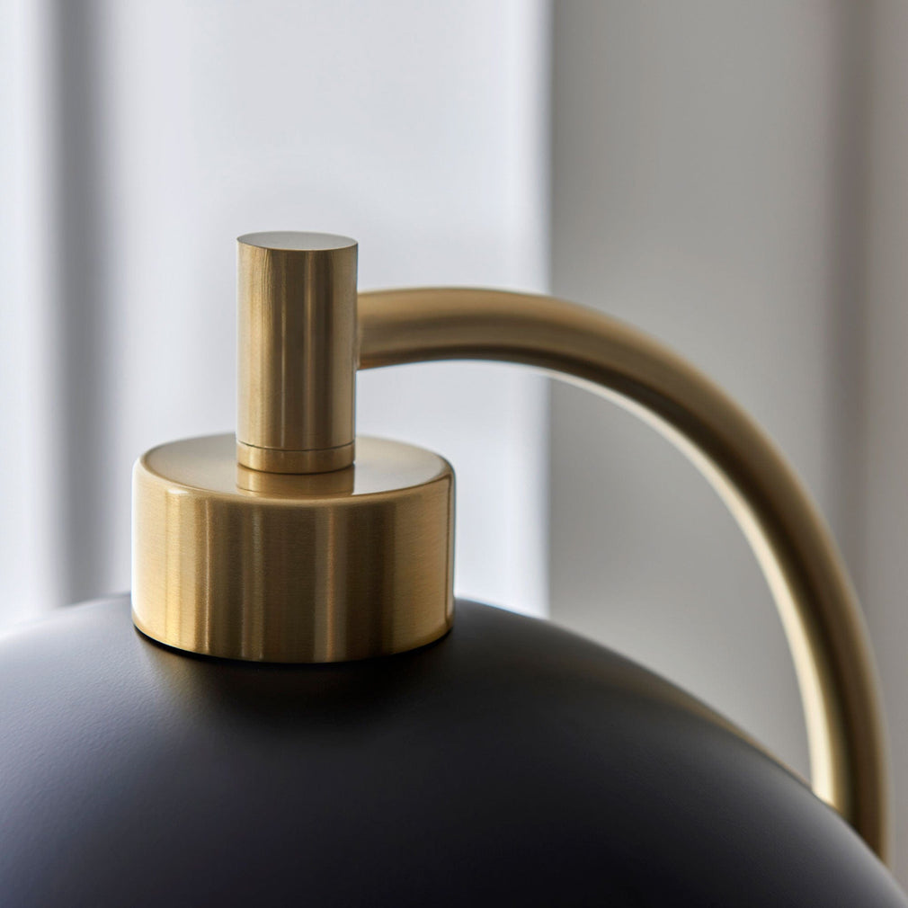 Henrik - Floor Lamp Black Gold