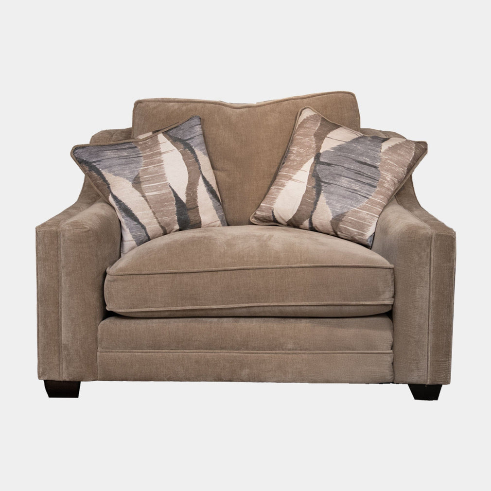 Berwick - Loveseat In Fabric