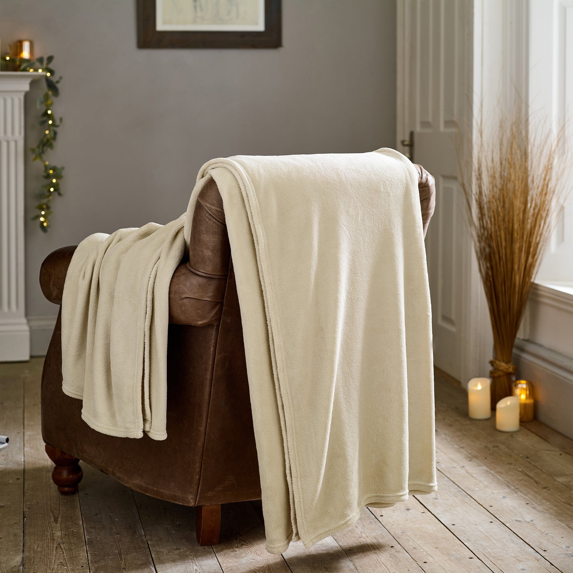 The Big One - Almond Milk Throw 230x270cm