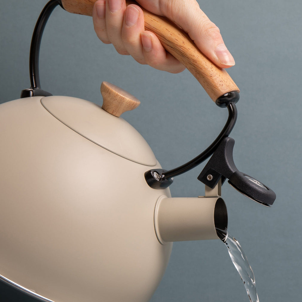 La Cafetière - Whistling Kettle Wood Handle Latte 1.6L