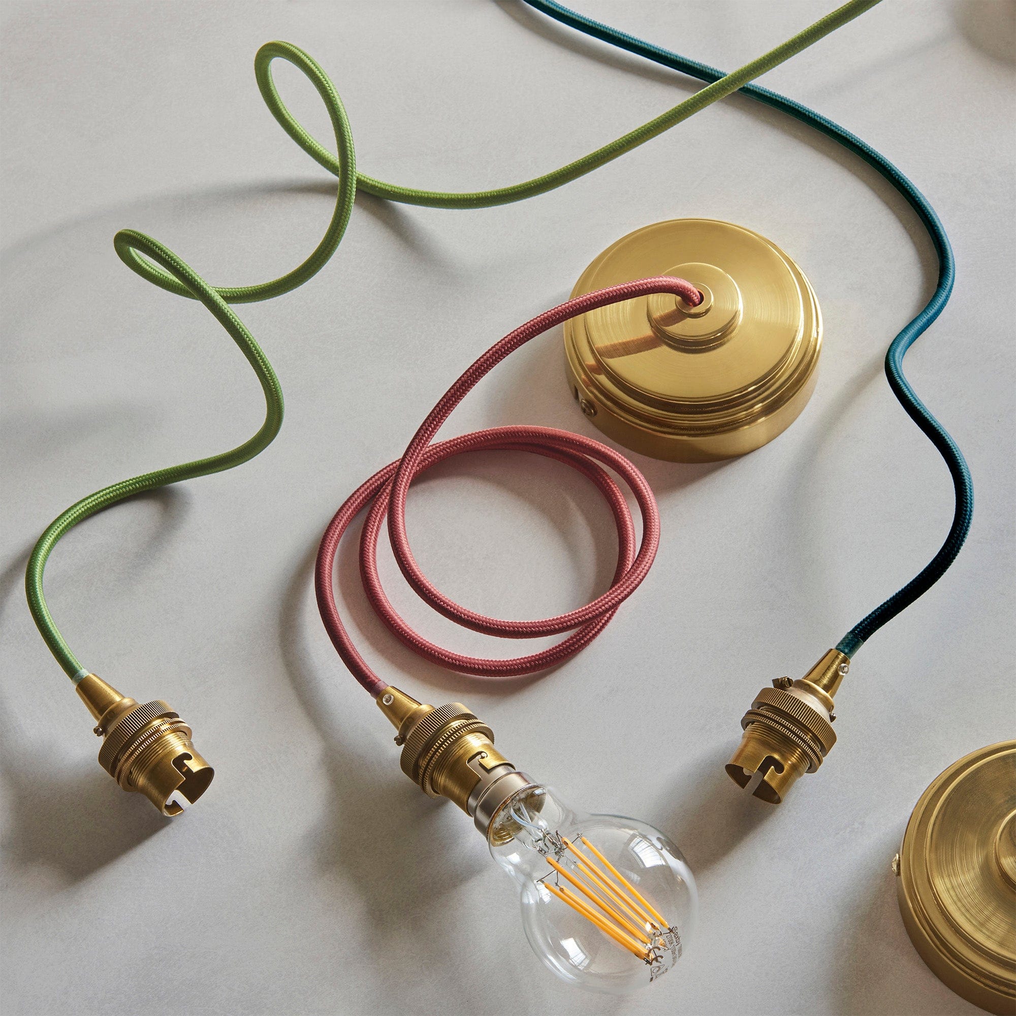 Bibury Pendant Cable Set Red