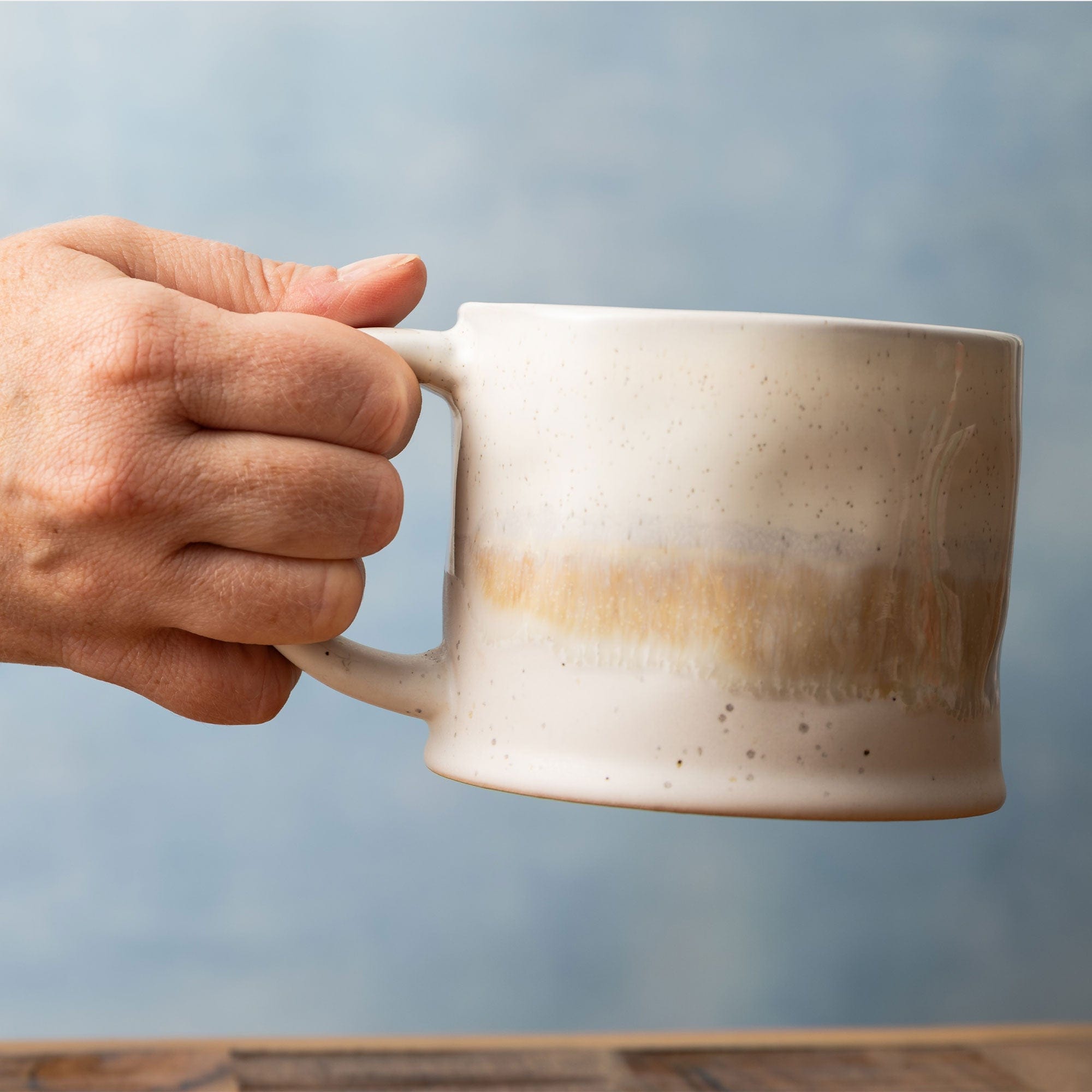 Mikasa - White Mug, Reactive Glaze